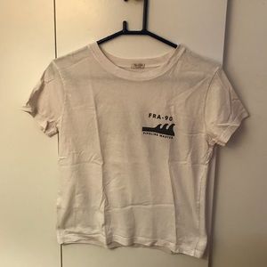 Brandy Melville Wave graphic tee